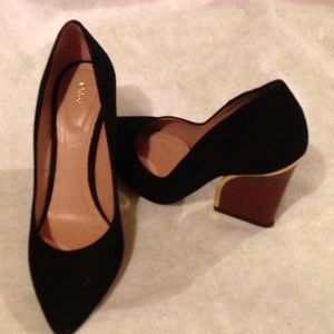 New Chloe Black Suede Wine Crocodile Pump Heel